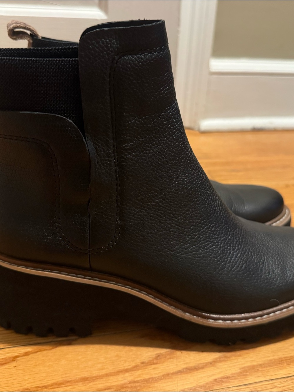 Dolce Vita Black Leather Chelsea Ankle Boots